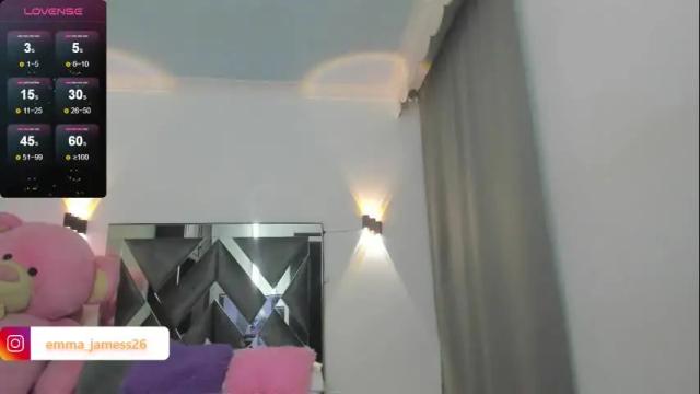 Image 10 of emma_jamess Stream on Chaturbate on 10 days ago