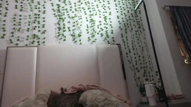 Image 12 of emma_johnson_ Stream on Chaturbate on 2 months ago