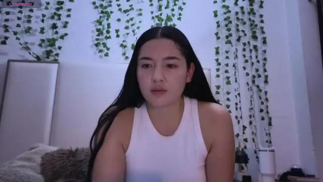 Image 3 of emma_johnson_ Stream on Chaturbate on 2 months ago