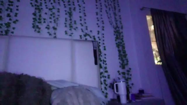 Image 4 of emma_johnson_ Stream on Chaturbate on 1 month ago