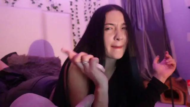 Image 7 of emma_johnson_ Stream on Chaturbate on 10 days ago