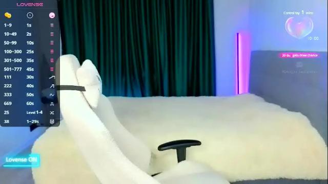 Image 11 of emma_jordan Stream on Chaturbate on 10 days ago