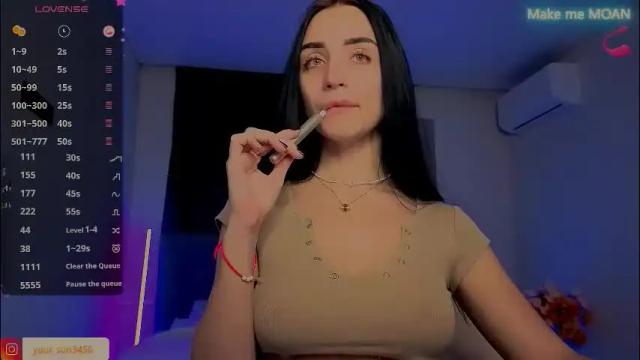 Image 7 of emma_jordan Stream on Chaturbate on 2 months ago