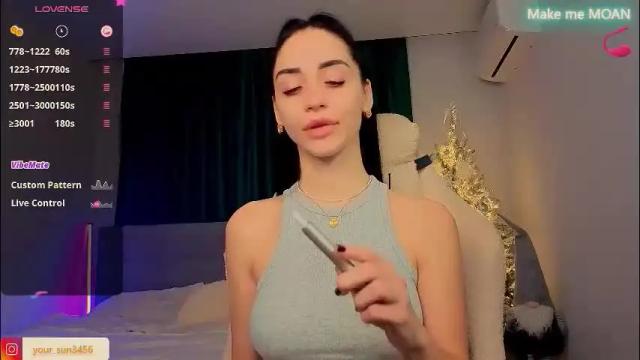 Image 6 of emma_jordan Stream on Chaturbate on 1 month ago