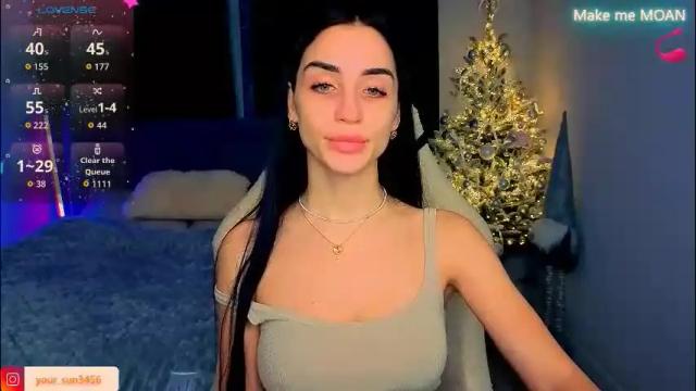 Image 2 of emma_jordan Stream on Chaturbate on 1 month ago