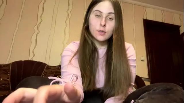 Image 2 of emma_just Stream on Chaturbate on 1 month ago