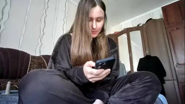 Image 3 of emma_just Stream on Chaturbate on 1 month ago