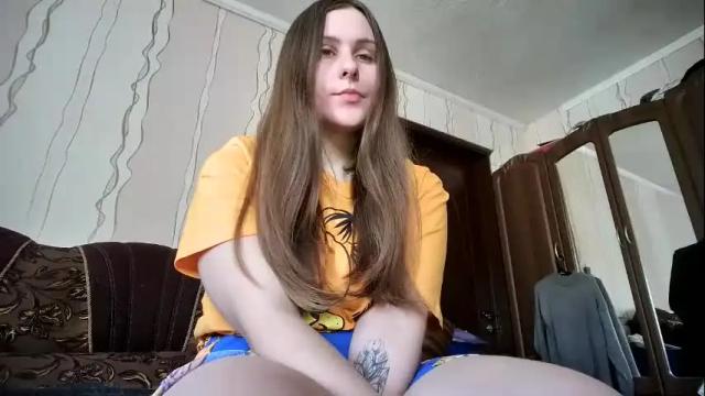 Image 2 of emma_just Stream on Chaturbate on 28 days ago