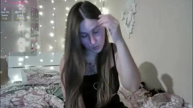Image 3 of emma_just Stream on Chaturbate on 1 month ago