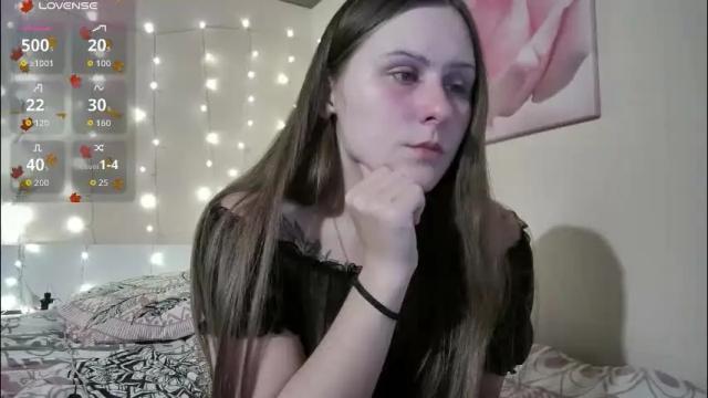 Image 4 of emma_just Stream on Chaturbate on 1 month ago