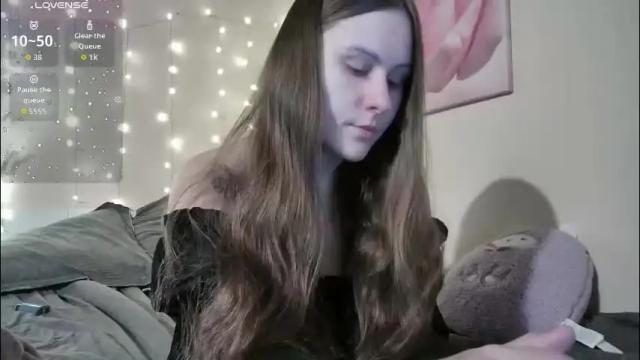 Image 4 of emma_just Stream on Chaturbate on 29 days ago