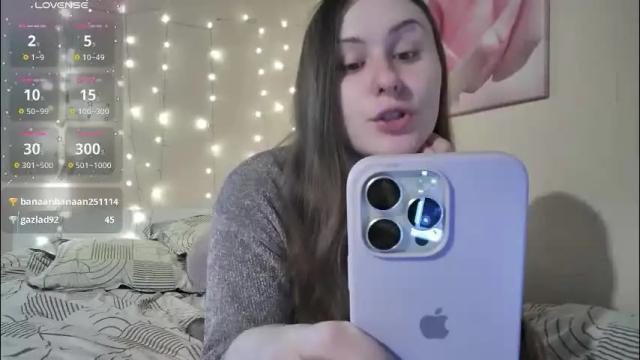 Image 10 of emma_just Stream on Chaturbate on 17 days ago