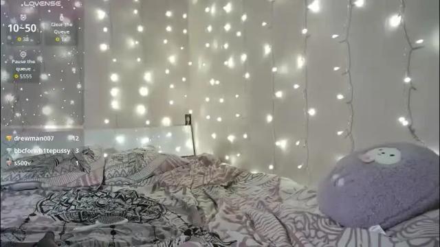 Image 8 of emma_just Stream on Chaturbate on 13 days ago