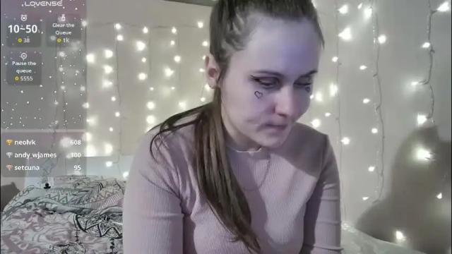 Image 12 of emma_just Stream on Chaturbate on 20 days ago