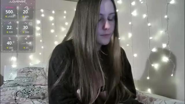 Image 4 of emma_just Stream on Chaturbate on 10 days ago