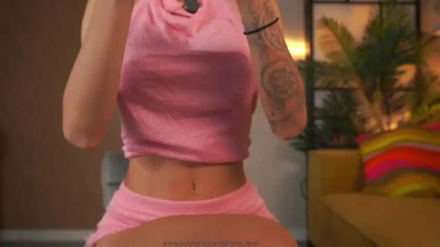 Image 8 of emma_land Stream on Chaturbate on 1 month ago
