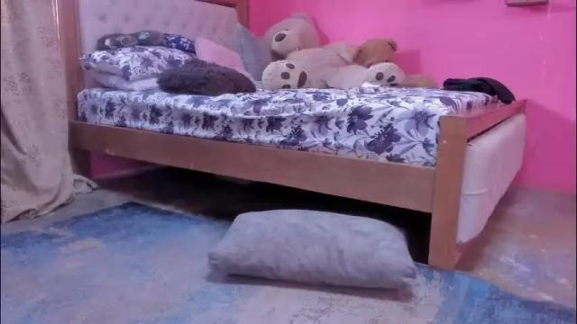 Image 3 of emma_lean Stream on Chaturbate on 2 months ago