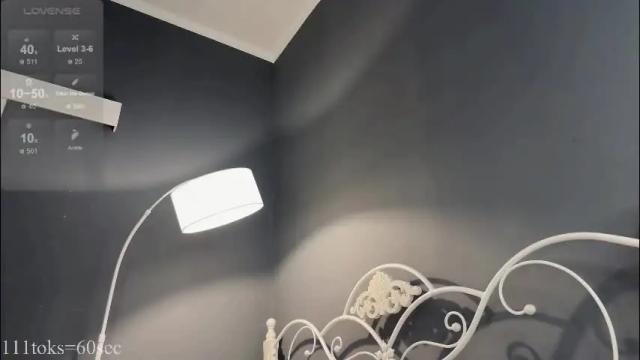 Image 10 of emma_lov2 Stream on Chaturbate on 1 month ago