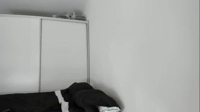 Image 6 of emma_lovv Stream on Chaturbate on 1 month ago