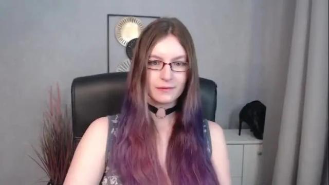 Image 3 of emma_lust94 Stream on Chaturbate on 1 month ago