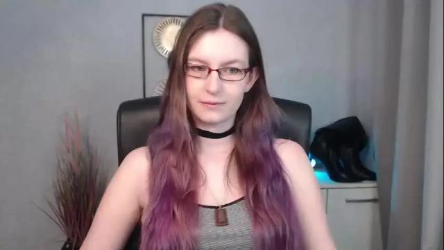 Image 3 of emma_lust94 Stream on Chaturbate on 1 month ago