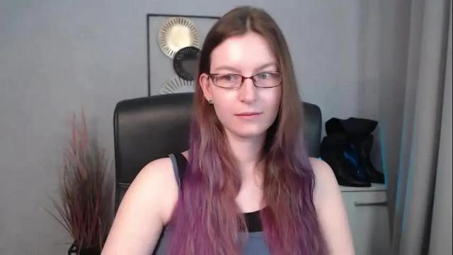 Image 2 of emma_lust94 Stream on Chaturbate on 1 month ago
