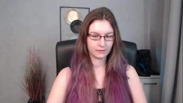 Image 4 of emma_lust94 Stream on Chaturbate on 26 days ago