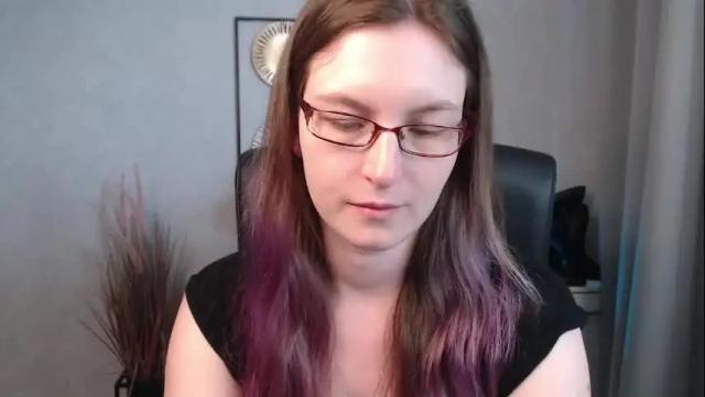 Image 6 of emma_lust94 Stream on Chaturbate on 16 days ago