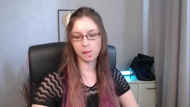 Image 2 of emma_lust94 Stream on Chaturbate on 9 days ago