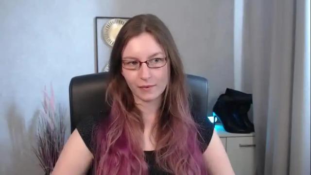 Image 2 of emma_lust94 Stream on Chaturbate on 1 month ago