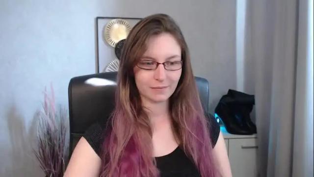 Image 3 of emma_lust94 Stream on Chaturbate on 1 month ago