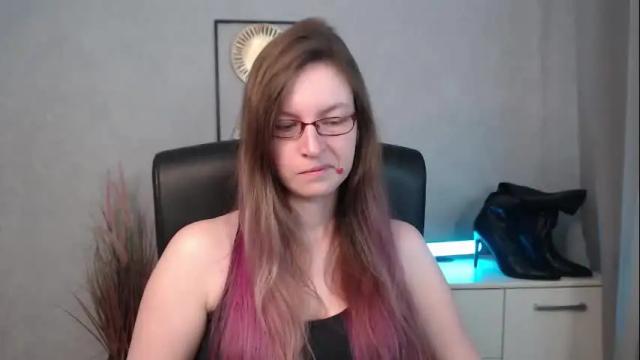 Image 2 of emma_lust94 Stream on Chaturbate on 1 month ago