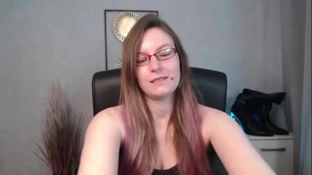 Image 4 of emma_lust94 Stream on Chaturbate on 1 month ago