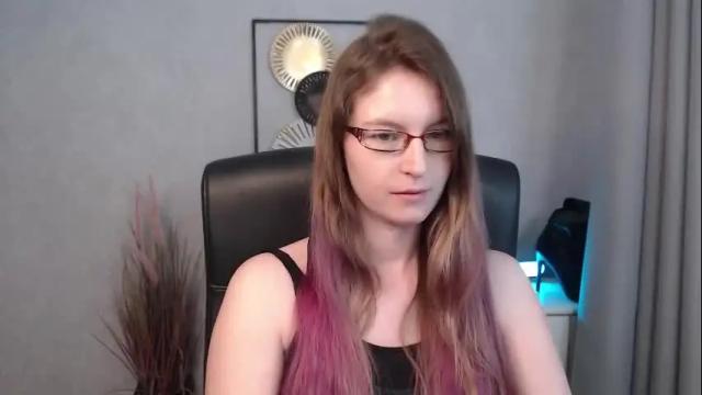 Image 2 of emma_lust94 Stream on Chaturbate on 1 month ago