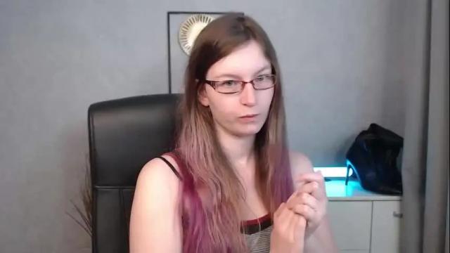 Image 2 of emma_lust94 Stream on Chaturbate on 1 month ago