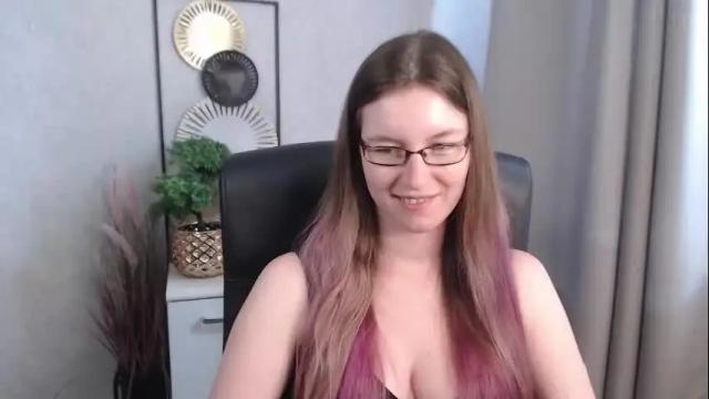 Image 4 of emma_lust94 Stream on Chaturbate on 26 days ago