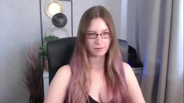 Image 8 of emma_lust94 Stream on Chaturbate on 26 days ago