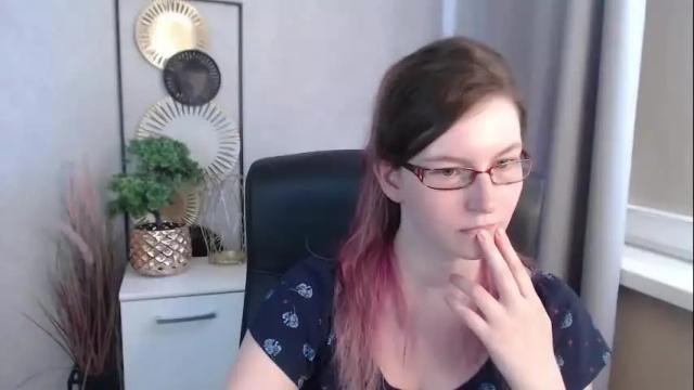 Image 3 of emma_lust94 Stream on Chaturbate on 22 days ago