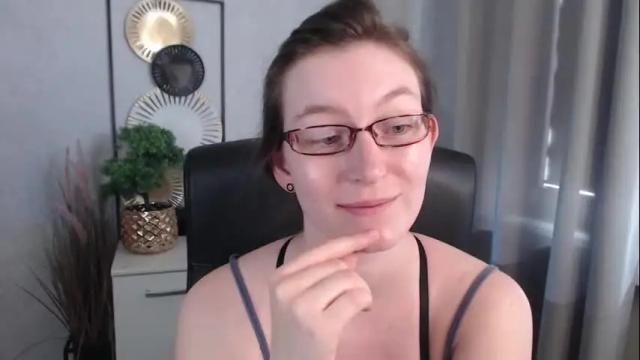 Image 3 of emma_lust94 Stream on Chaturbate on 21 days ago