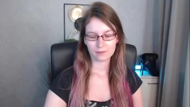 Image 12 of emma_lust94 Stream on Chaturbate on 19 days ago
