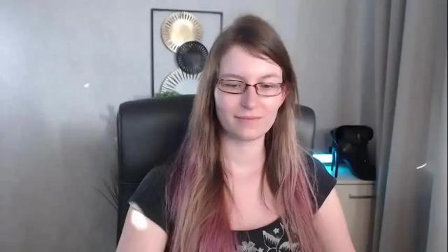 Image 2 of emma_lust94 Stream on Chaturbate on 19 days ago