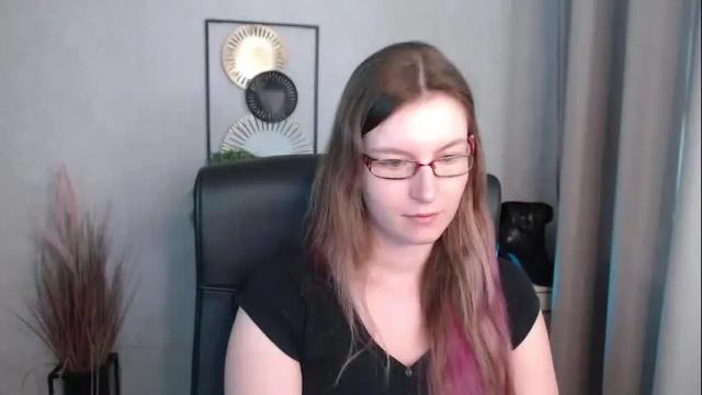 Image 11 of emma_lust94 Stream on Chaturbate on 17 days ago