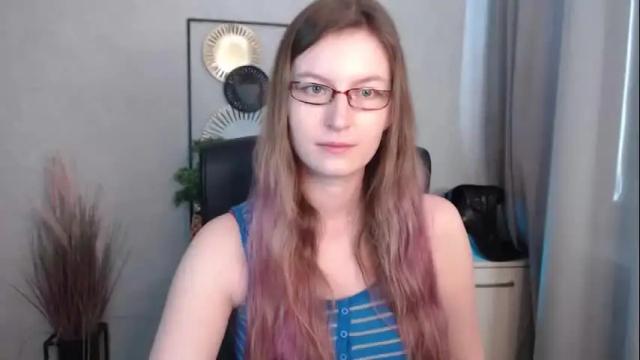 Image 2 of emma_lust94 Stream on Chaturbate on 16 days ago