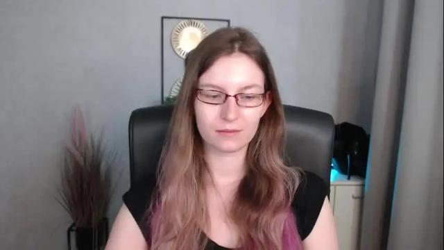 Image 6 of emma_lust94 Stream on Chaturbate on 12 days ago