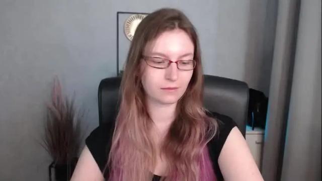 Image 7 of emma_lust94 Stream on Chaturbate on 12 days ago