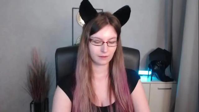 Image 3 of emma_lust94 Stream on Chaturbate on 9 days ago