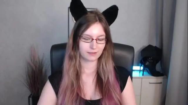 Image 6 of emma_lust94 Stream on Chaturbate on 9 days ago