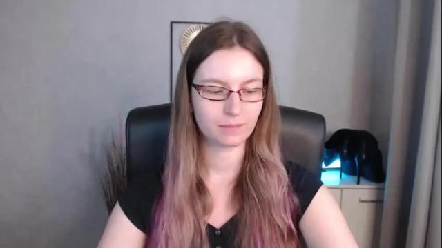 Image 10 of emma_lust94 Stream on Chaturbate on 23 hours ago