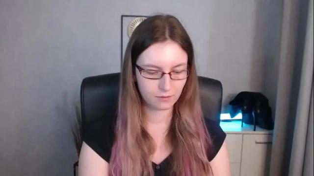 Image 12 of emma_lust94 Stream on Chaturbate on 23 hours ago