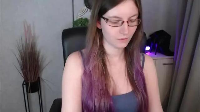 Image 8 of emma_lust94 Stream on Chaturbate on 2 months ago